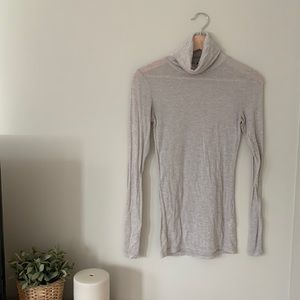 Wilfred - marked turtleneck - xs